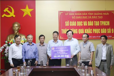 Ngành giáo dục Thành phố Hồ Chí Minh trao quà tại MB66 vom