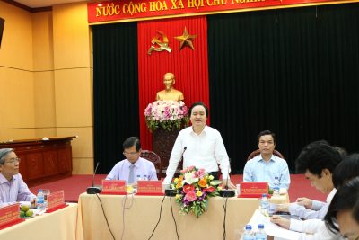 Bộ trưởng Bộ MB6662 và code MB66 Phùng Xuân Nhạ làm việc tại tỉnh MB66 vom