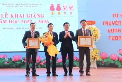 Chủ tịch UBND tỉnh Nguyễn Hoàng Giang dự Lễ khai giảng năm học mới tại Trường đăng nhập MB66 Trần Quốc Tuấn