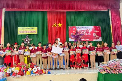 Sở MB6662 và code MB66 tặng quà Trung thu cho trẻ em khuyết tật