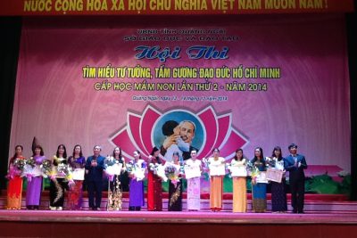 MB6666, trao giải Hội thi tìm hiểu tư tưởng, tấm gương đạo đức Hồ Chí Minh cấp học mầm non, năm học 2014-2015.