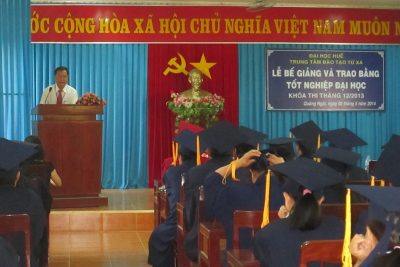 Lễ Phát bằng tốt nghiệp khoá thi tháng 12/2013 tại MB66 vom