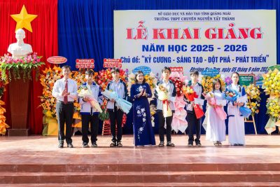 Phó Chủ tịch Thường trực UBND tỉnh Y Ngọc dự Lễ khai giảng năm học mới tại Trường đăng nhập MB66 chuyên Nguyễn Tất Thành